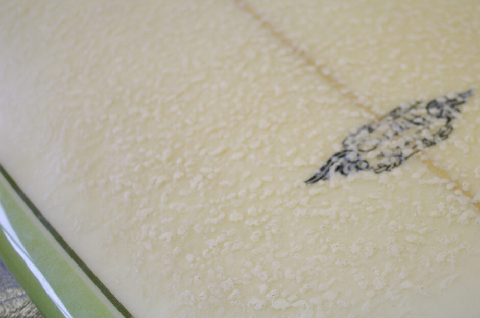 サーフワックス ベースコートの塗り方 ロングボード ミッドレングス編 サーフィンマガジン 73navi なみなび