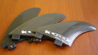 FCS 中古トライフィン K-GRIP カーボンライト bno9629677a