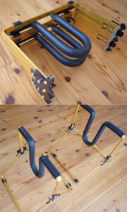サーフボード 中古ワックスアップスタンド Easy Stand DELUXE アルミ 折り畳み時と設置時 (No.96291589)