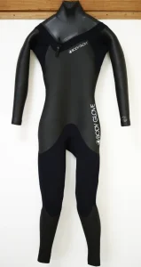 BODY GLOVE ボディグローブ Tジップ 5/3mm セミドライ 中古ウェットスーツ レディース front No.96291657